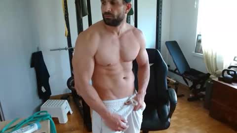 BENJI online show from April 16, 3:23 pm