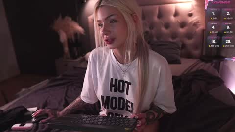 Sasha online show from February 20, 3:23 am