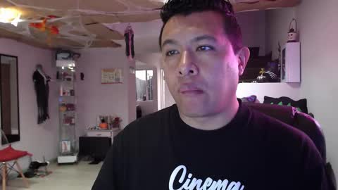 Panda  online show from October 28, 10:00 pm