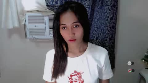 Snapshot of _nakedsabrina chatting on October 17, 5:33 am jenny claire online show from October 17, 5:33 am
