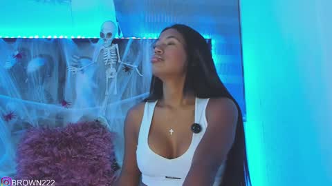 Snapshot of _naomibrown_ chatting on October 13, 1:18 am naomi brown online show from October 13, 1:18 am