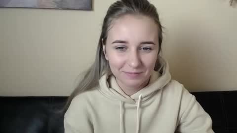 Nica online show from November 12, 9:11 am