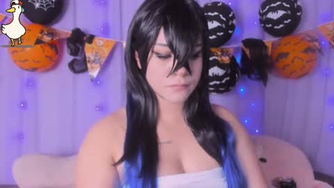 niiky online show from October 31, 12:38 pm