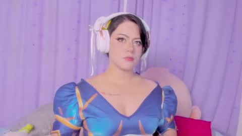 niiky online show from October 2, 1:10 pm