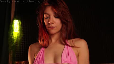 Snapshot of _northern_girl_ chatting on October 4, 2:04 pm Lady Jess from house of Dragonborns online show from October 4, 2:04 pm
