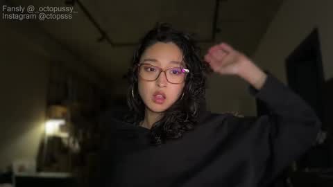 Mikayla online show from February 16, 8:29 pm