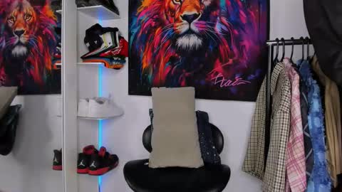 Kevin  online show from November 21, 11:19 am