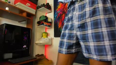 Snapshot of _pantera_09 chatting on September 13, 9:39 pm Kevin online show from September 13, 9:39 pm