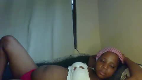 queen online show from March 12, 8:18 am