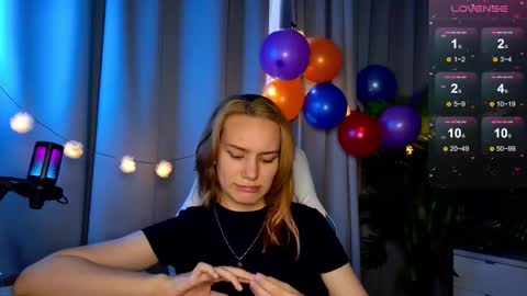 im Amy online show from September 9, 6:35 am