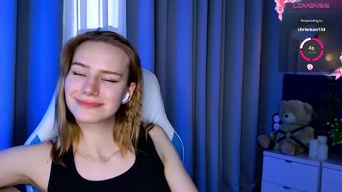 im Amy online show from March 6, 9:47 am