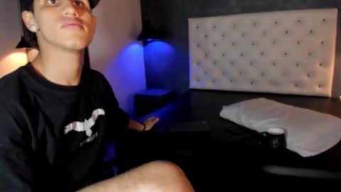 wav online show from November 10, 10:56 pm