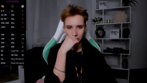 Rein online show from December 16, 6:58 pm