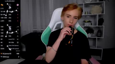 Rein online show from November 19, 6:39 pm