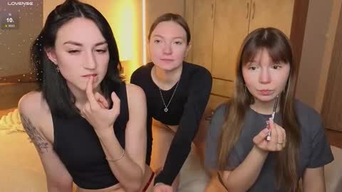 LISSAPVT IS OPEN online show from February 28, 4:44 pm