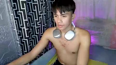 _rhodhard online show from April 13, 4:06 am