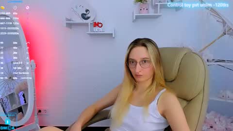 I am Rina online show from February 27, 9:29 am