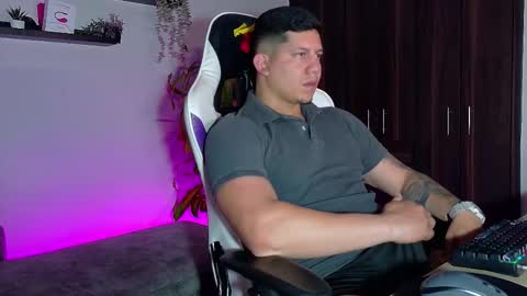 Roberto online show from December 19, 11:49 am