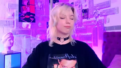 Snapshot of _rockstone_ chatting on March 9, 7:23 am Rock stone online show from March 9, 7:23 am