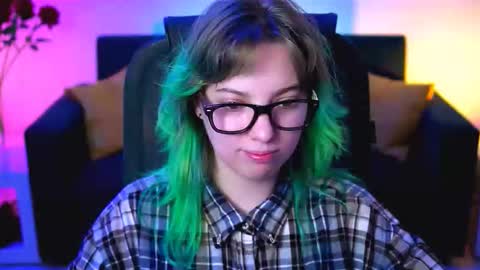 Snapshot of _rockstone_ chatting on October 4, 8:34 am Rock stone online show from October 4, 8:34 am