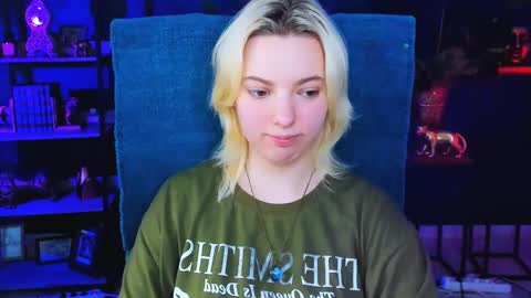 Snapshot of _rockstone_ chatting on February 11, 10:25 am Rock stone online show from February 11, 10:25 am