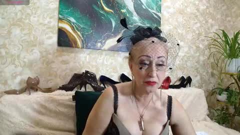 Sara online show from October 13, 9:22 am