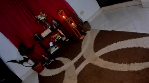 _sarahtomatto_ online show from November 12, 10:28 am