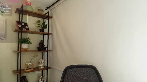 Sassy Girl online show from March 3, 6:15 pm