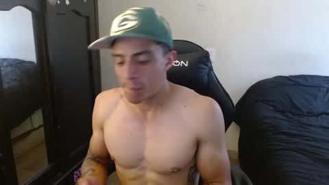 Snapshot of _schnnneider_ chatting on September 27, 8:06 pm SCHNEIDER online show from September 27, 8:06 pm