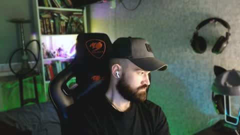 Ask me online show from April 15, 7:58 pm