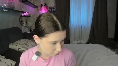 Sarah online show from February 27, 8:29 am