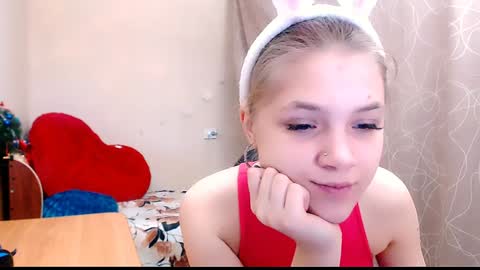 Snapshot of _shy_bunny__ chatting on January 22, 11:01 am Mari online show from January 22, 11:01 am