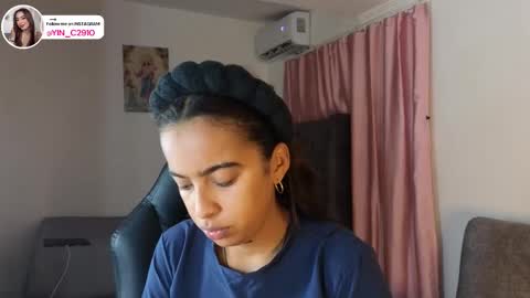 Snapshot of _sophiebrown__ chatting on September 20, 8:50 am Andrea  The Next Stream  Wednesday online show from September 20, 8:50 am