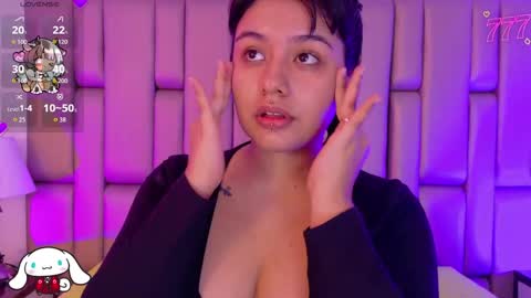 V E N U S online show from April 10, 11:37 am