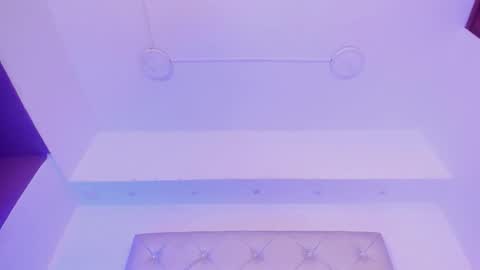 Snapshot of _sowy_venus_ chatting on October 16, 9:57 pm V E N U S online show from October 16, 9:57 pm