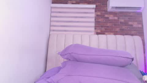 susy online show from April 9, 3:10 am