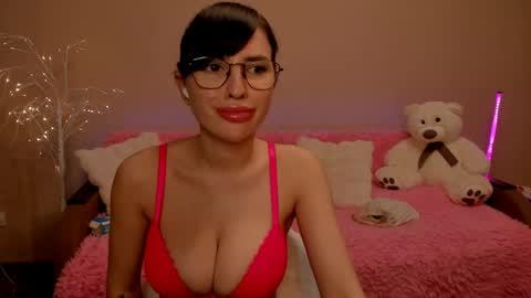 _stella_aa online show from April 5, 8:39 pm