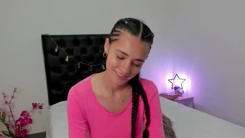 Snapshot of _sussi_ chatting on February 24, 4:15 pm Sussi online show from February 24, 4:15 pm