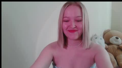 _sweet_smile_ online show from October 7, 9:27 am
