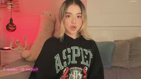 Snapshot of _tammarra_ chatting on October 20, 8:58 pm _tammarra_ online show from October 20, 8:58 pm