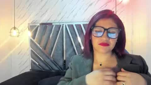 Snapshot of _tiffanydoll_ chatting on October 9, 8:36 pm TIFFANY online show from October 9, 8:36 pm