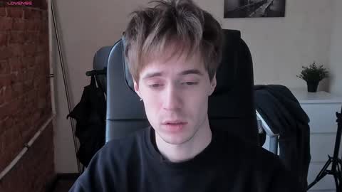 _tokyo_ghoul online show from February 6, 10:14 am