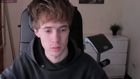 _tokyo_ghoul online show from February 2, 10:13 am