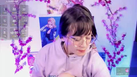 Snapshot of _urcutekitty chatting on October 7, 6:09 am online show from October 7, 6:09 am
