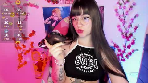 Snapshot of _urcutekitty chatting on September 19, 5:00 am online show from September 19, 5:00 am