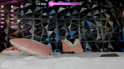 Snapshot of _valentina_69 chatting on February 13, 2:56 am _valentina_69 online show from February 13, 2:56 am