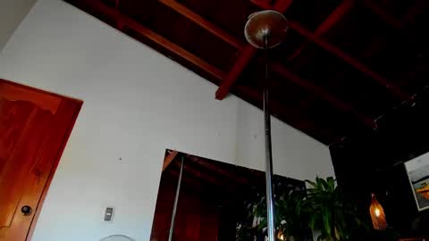 Snapshot of _valentina_69 chatting on October 2, 4:17 pm _valentina_69 online show from October 2, 4:17 pm