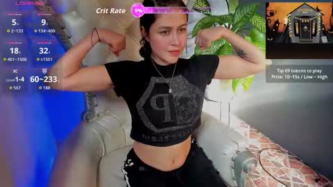 Snapshot of _valentina_69 chatting on October 13, 8:33 pm _valentina_69 online show from October 13, 8:33 pm