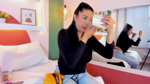 _valeryboobs_ online show from October 14, 12:19 pm