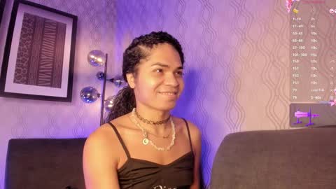 Snapshot of _vennuss_ chatting on February 5, 11:02 am Venus online show from February 5, 11:02 am